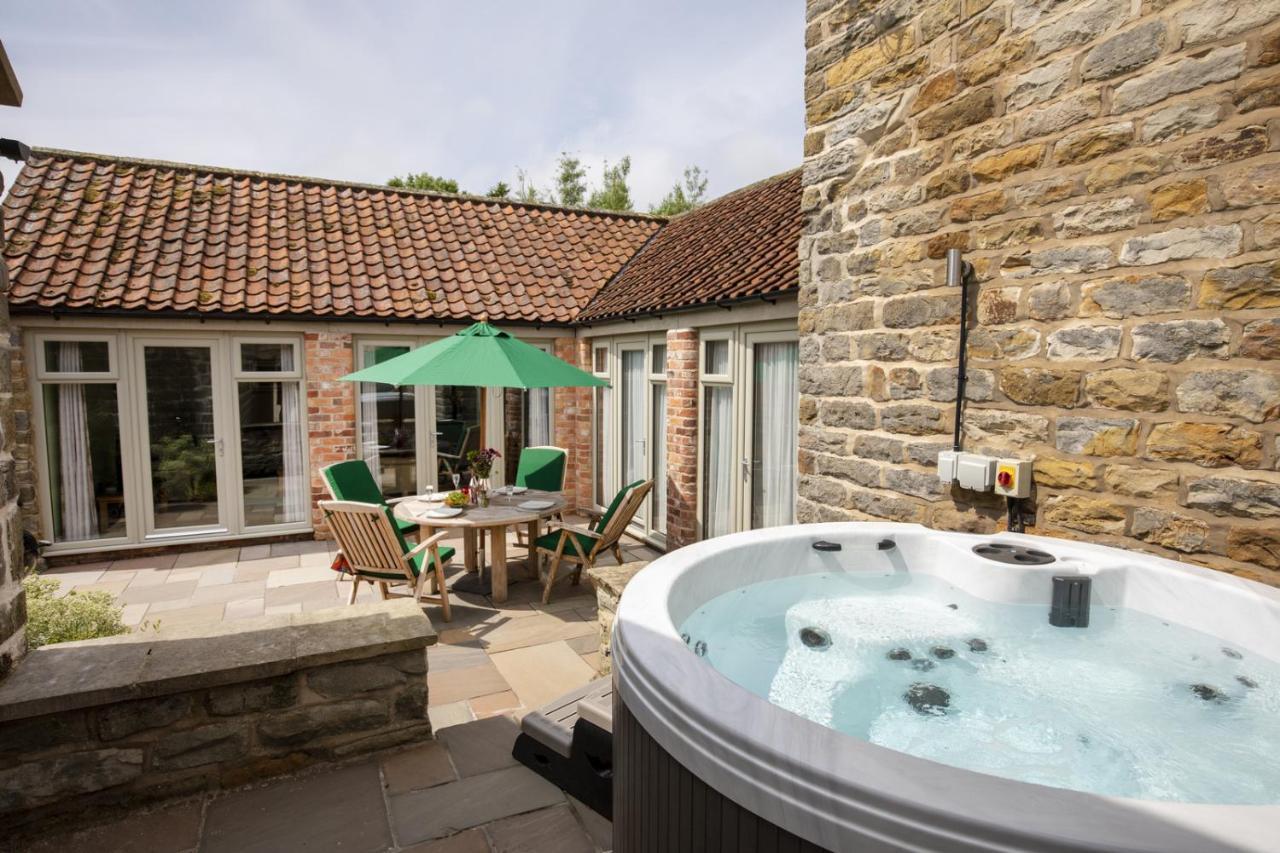 Thirley Cotes Farm Cottages Scarborough Zewnętrze zdjęcie